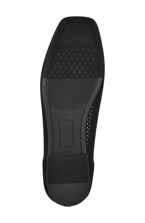 Cliffs By White Mountain Beslee Knit Flat In Black Fabric