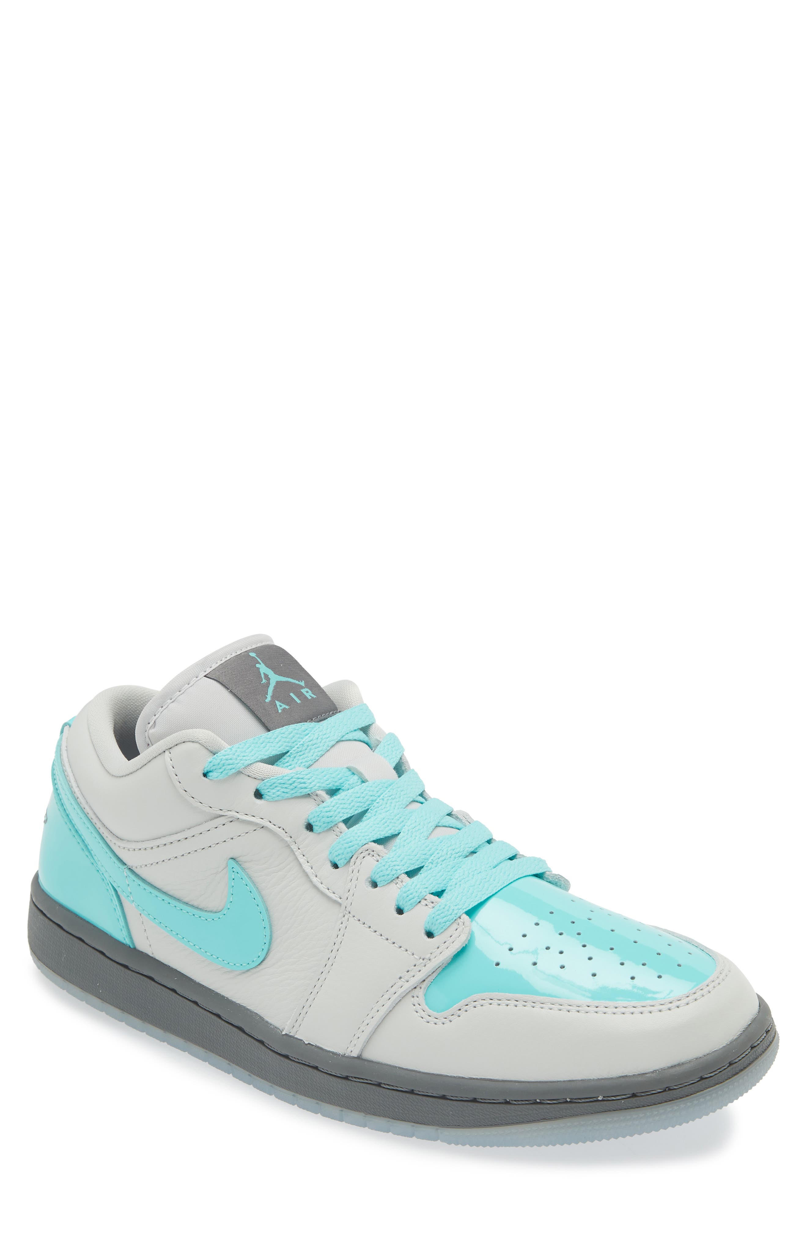 Jordan Air Jordan 1 Low SE Basketball Sneaker, Main, color, 