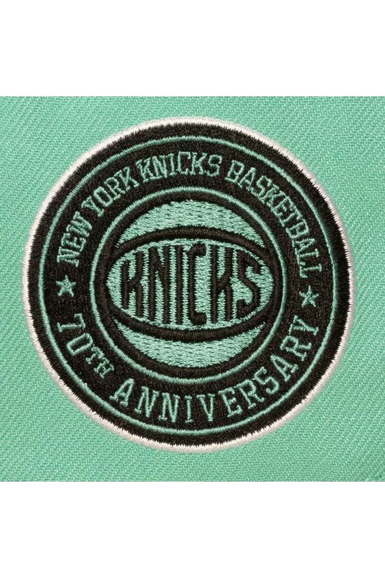 Men's Mitchell & Ness Mint/Black New York Knicks In the City Pro Pinch Snapback Hat, Alternate, color, Mint