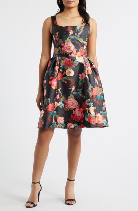 Sleeveless Fit 
Flare Cocktail Dress