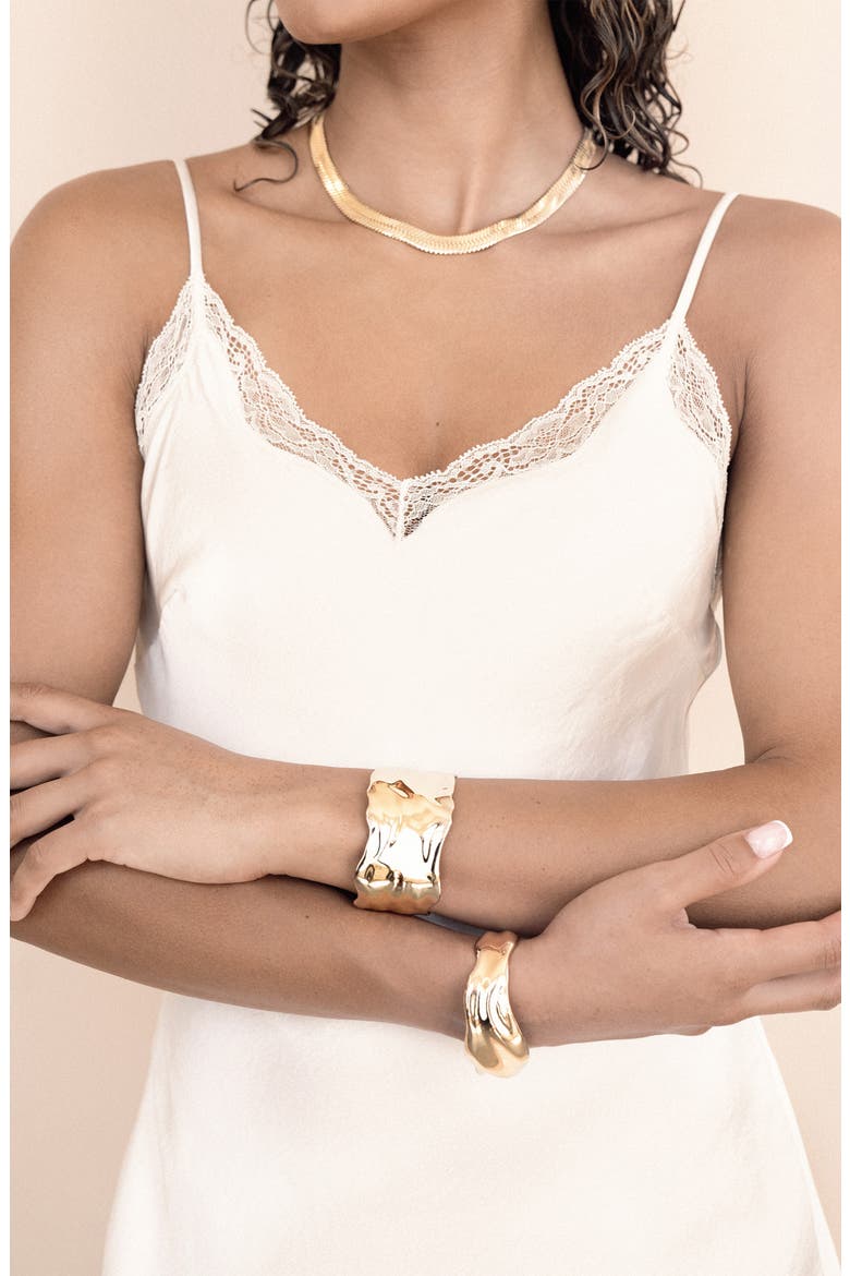 Thick Sculpted Cuff Bracelet, Alternate, color, GOLD