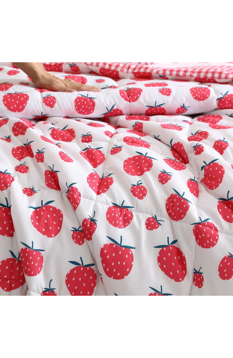 Eddie Bauer Kids' Strawberry Field 3-Piece Comforter Set, Alternate, color, White/ Rose Pink/ Dusty Green