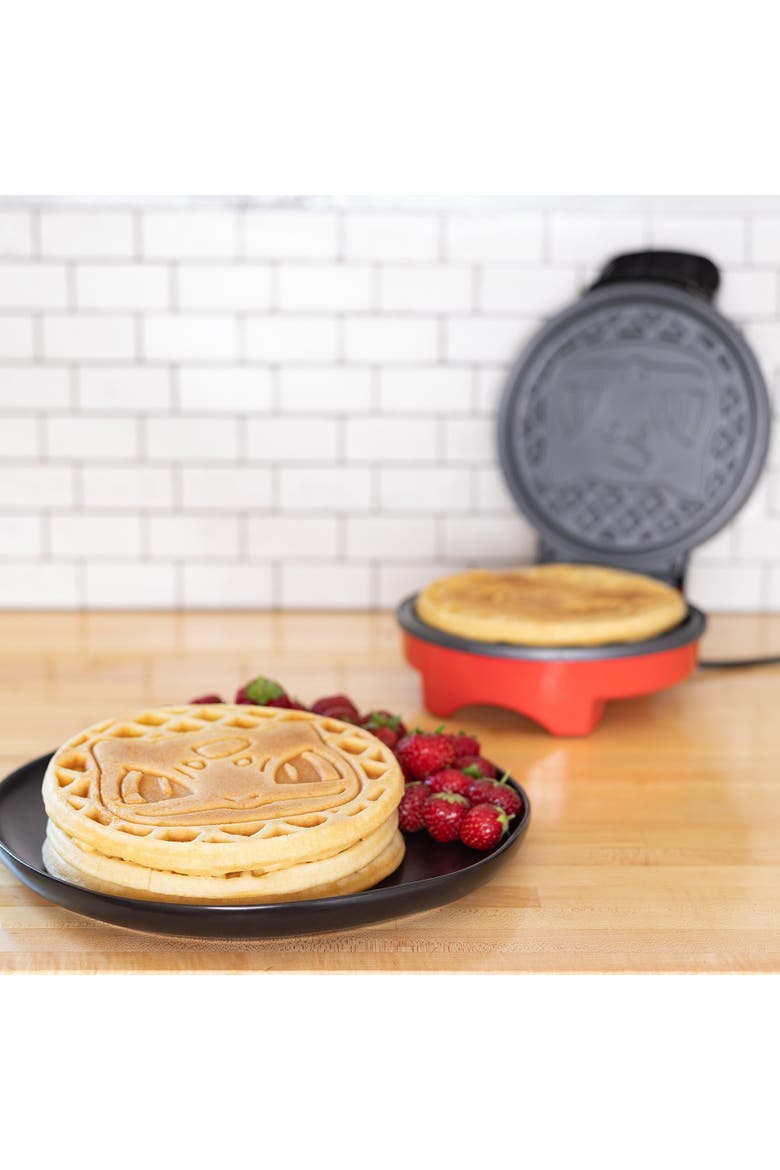 Pokemon Bulbasaur Round Waffle Maker, Alternate, color, None