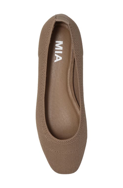 Mia Raisa Stretch Knit Flat In Sand