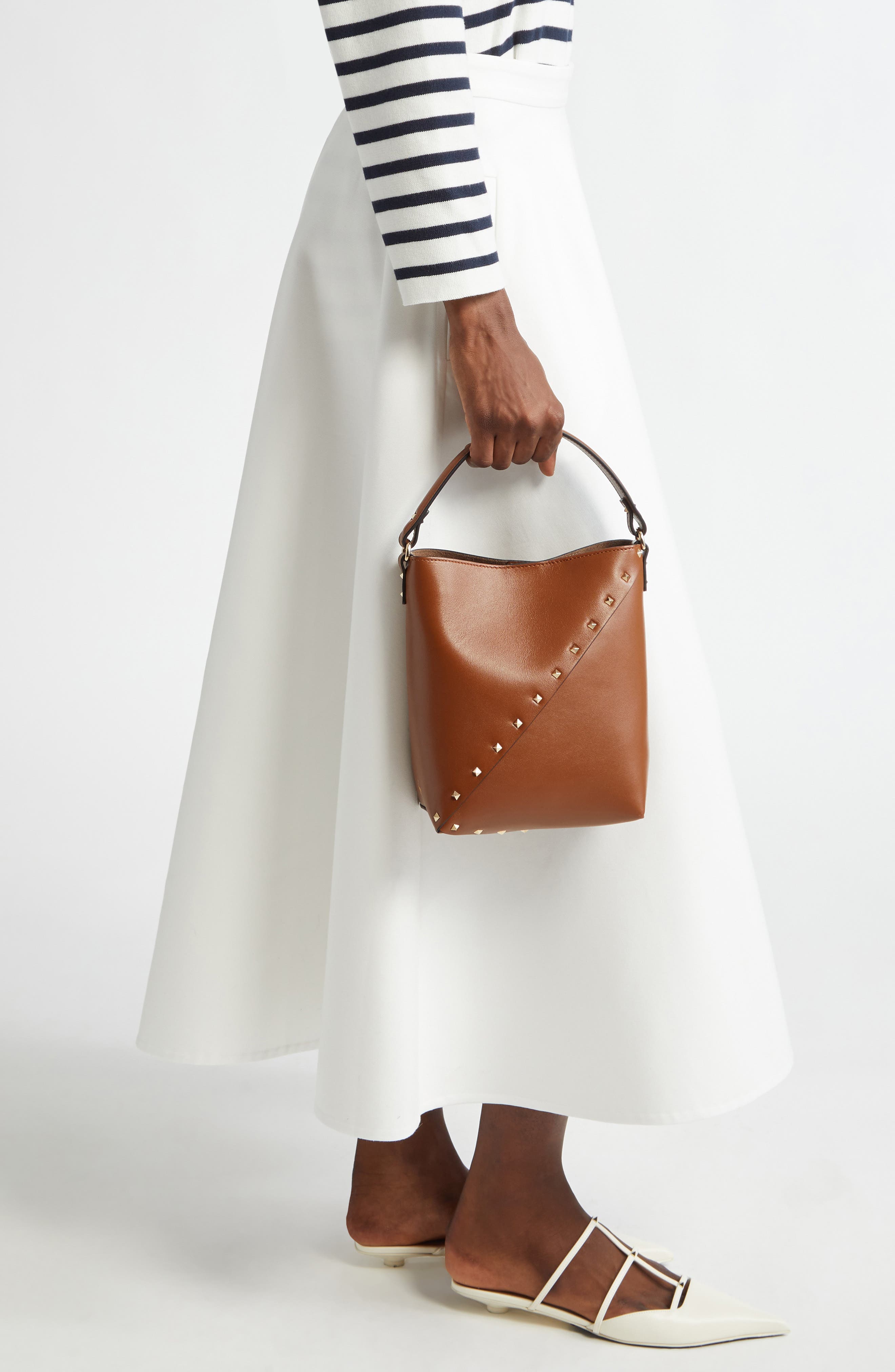 Valentino Garavani Rockstud Wispy Crossbody Bucket Bag, Alternate, color, 