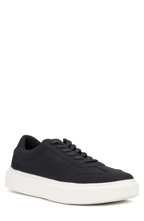 Wilson Low Top Sneaker (Men)