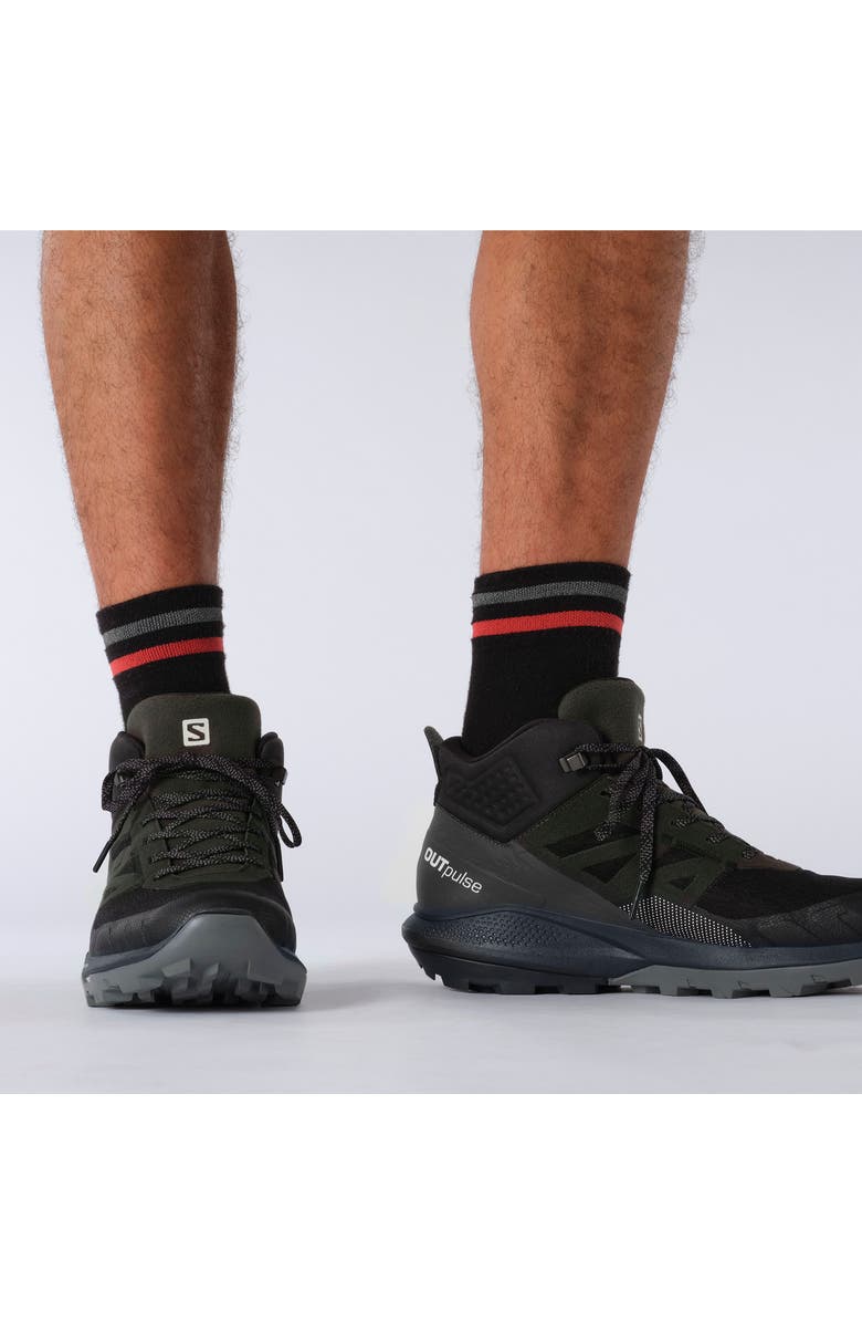 Salomon Outpulse Mid Gore-Tex<sup>®</sup> Hiking Shoe, Alternate, color,