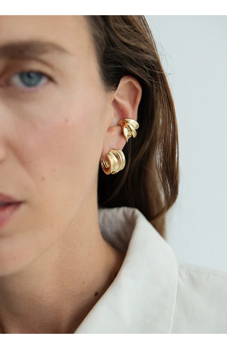 Otiumberg 14kt Gold Wave Twist Small Hoops, Alternate, color, Yellow Toned Gold