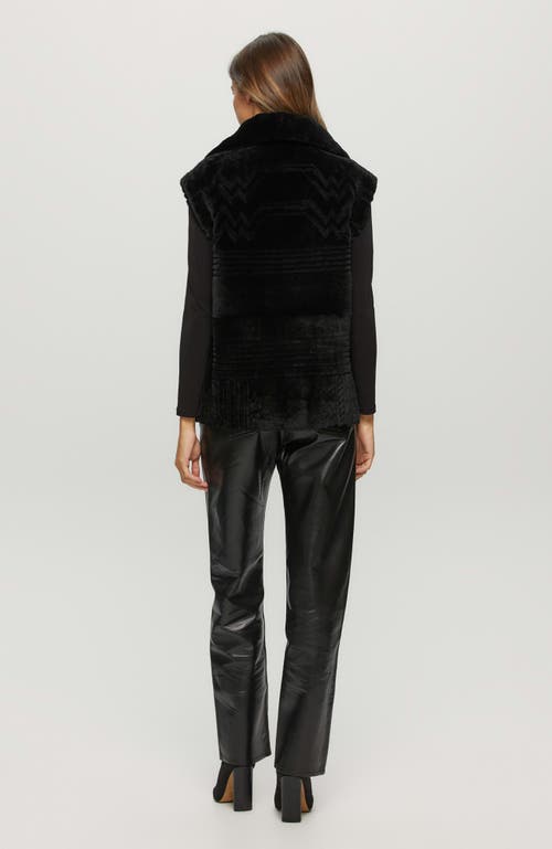 Gorski Grooved Pattern Shearling Lamb Vest In Black