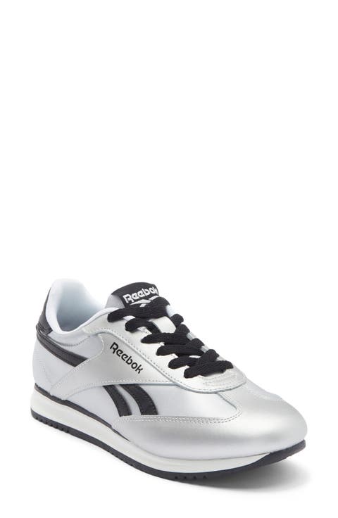 World 70 Sneaker (Women)