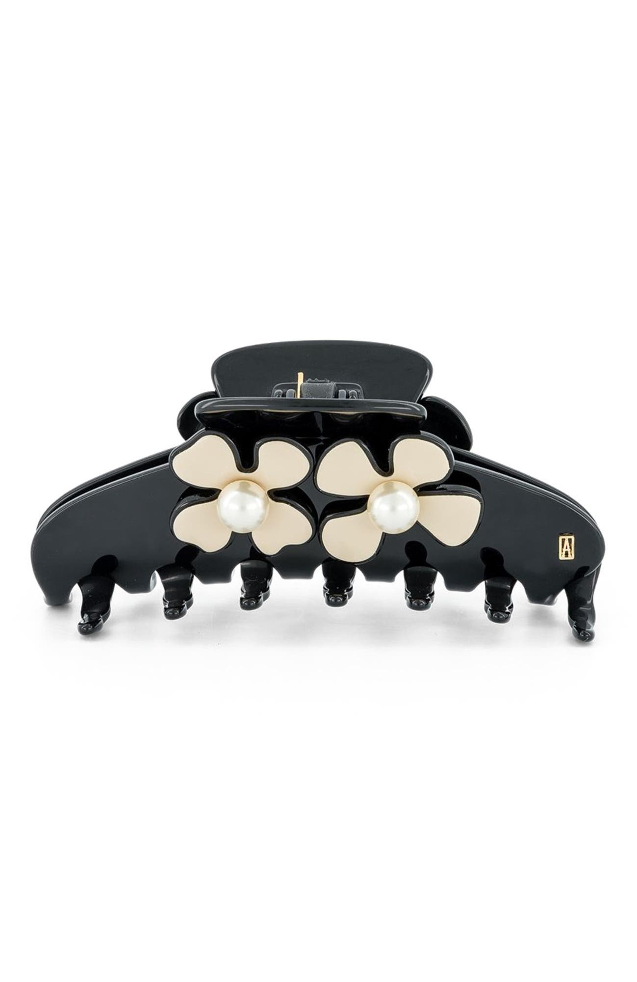 selected Black and beige