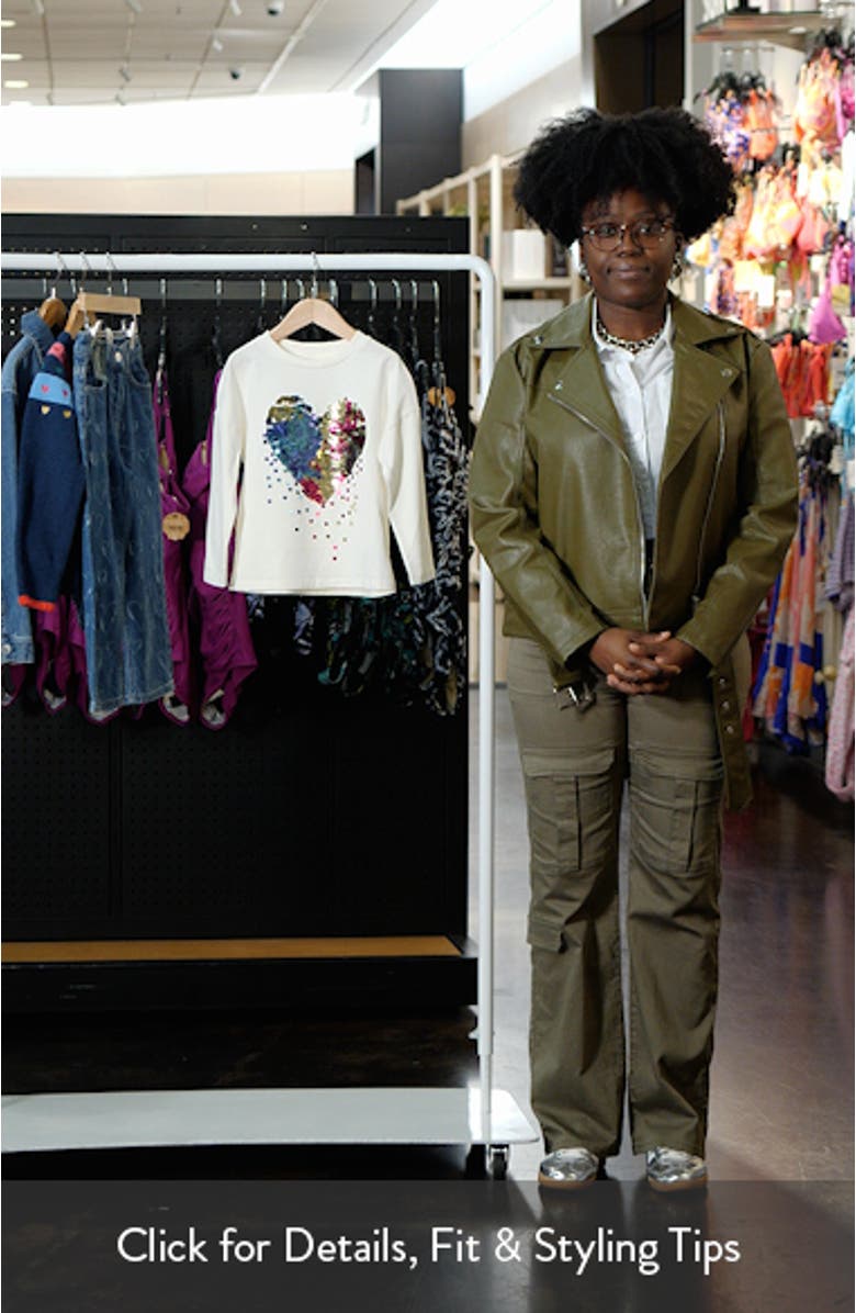 Kids' Heart Sequin Embellished Graphic T-Shirt, sales video thumbnail