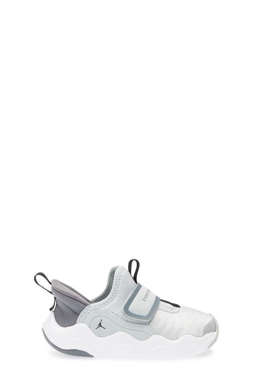 Nike 23/7.2 Easyon Sneaker