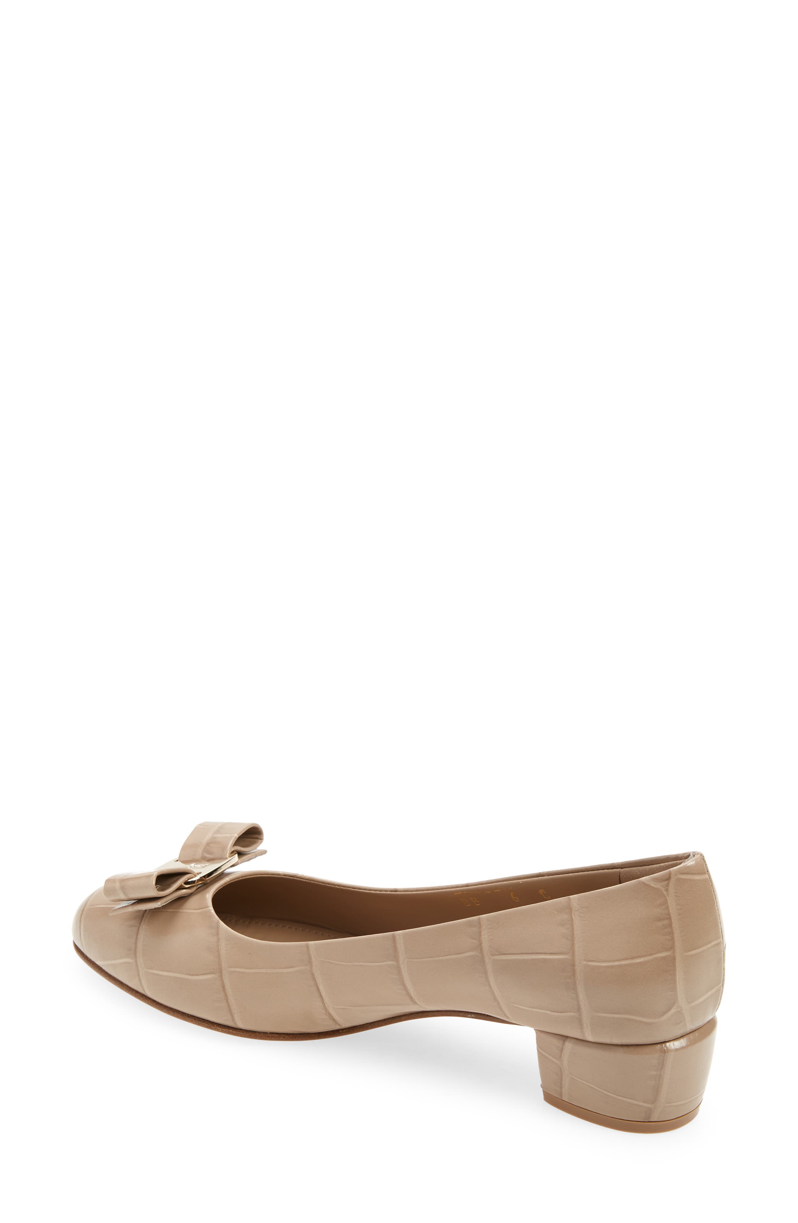 FERRAGAMO Vara Bow Croc Embossed Pump, Alternate, color, 