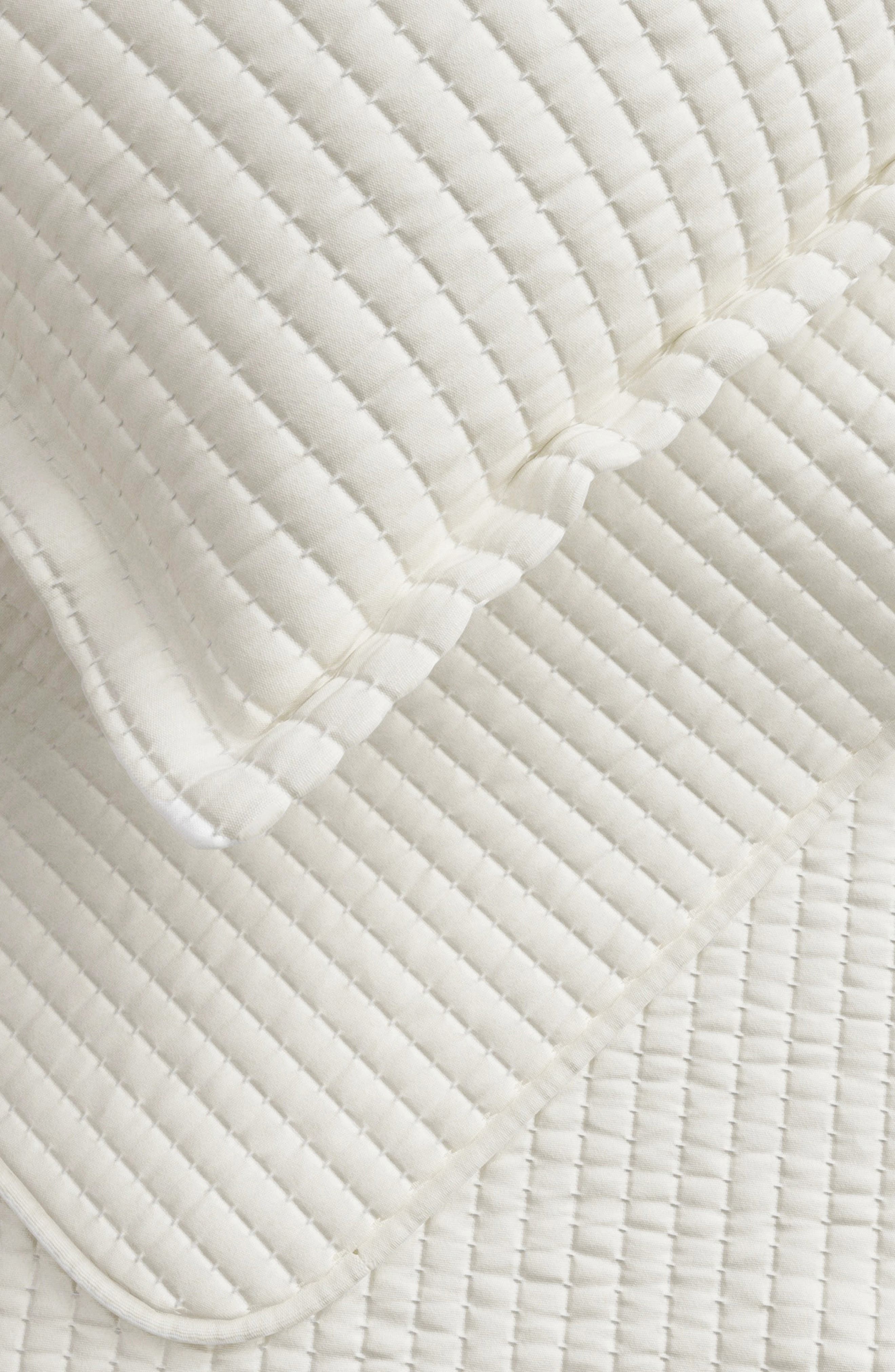 Woven & Weft Channel Stitch Quilt Set | Nordstromrack