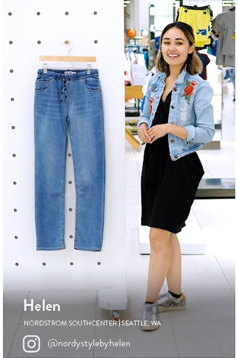 Levi's® Skinny Pull-On Jeans video