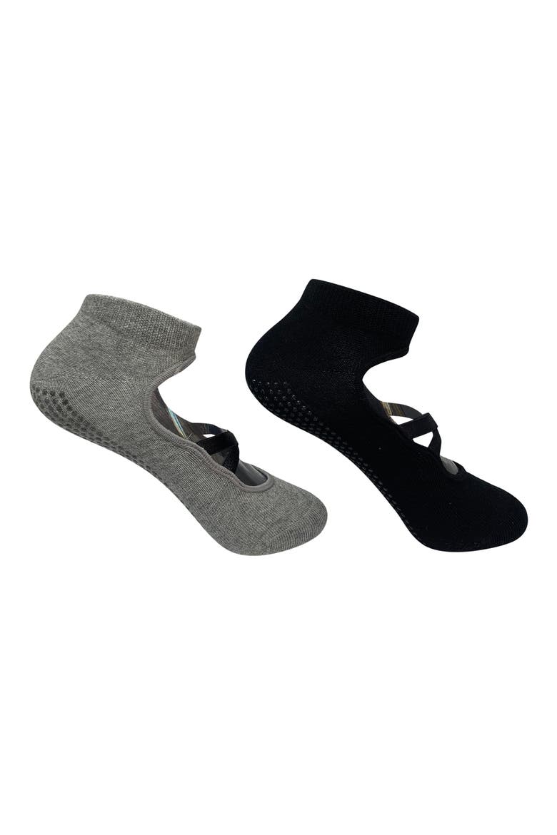 Good Pointe 2-Pack Cotton Blend Grip Socks, Alternate, color, BLACK