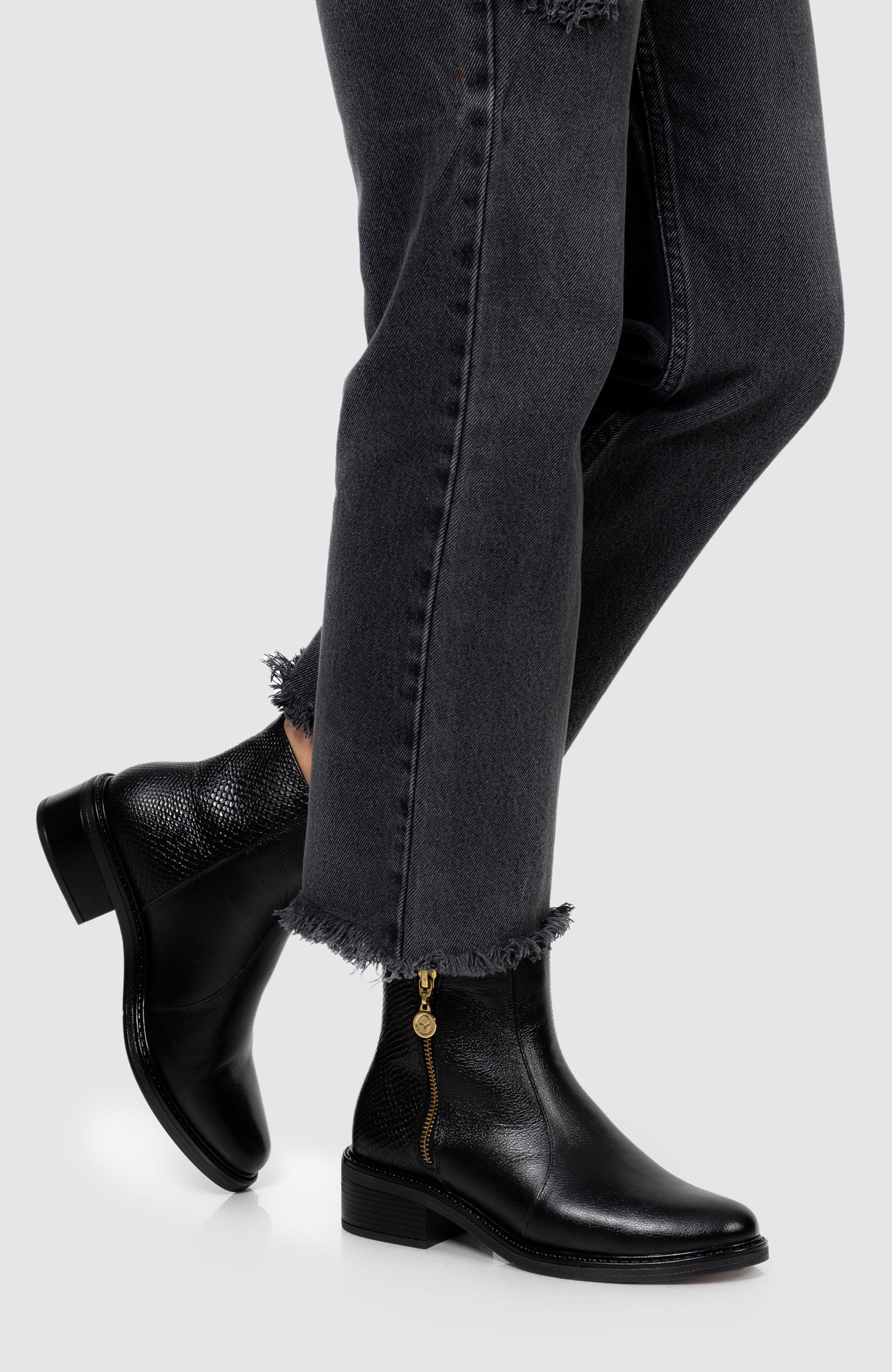 Manela Lili Bootie, Alternate, color, Black