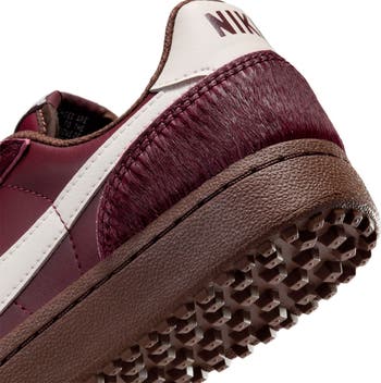 Field General Sneaker