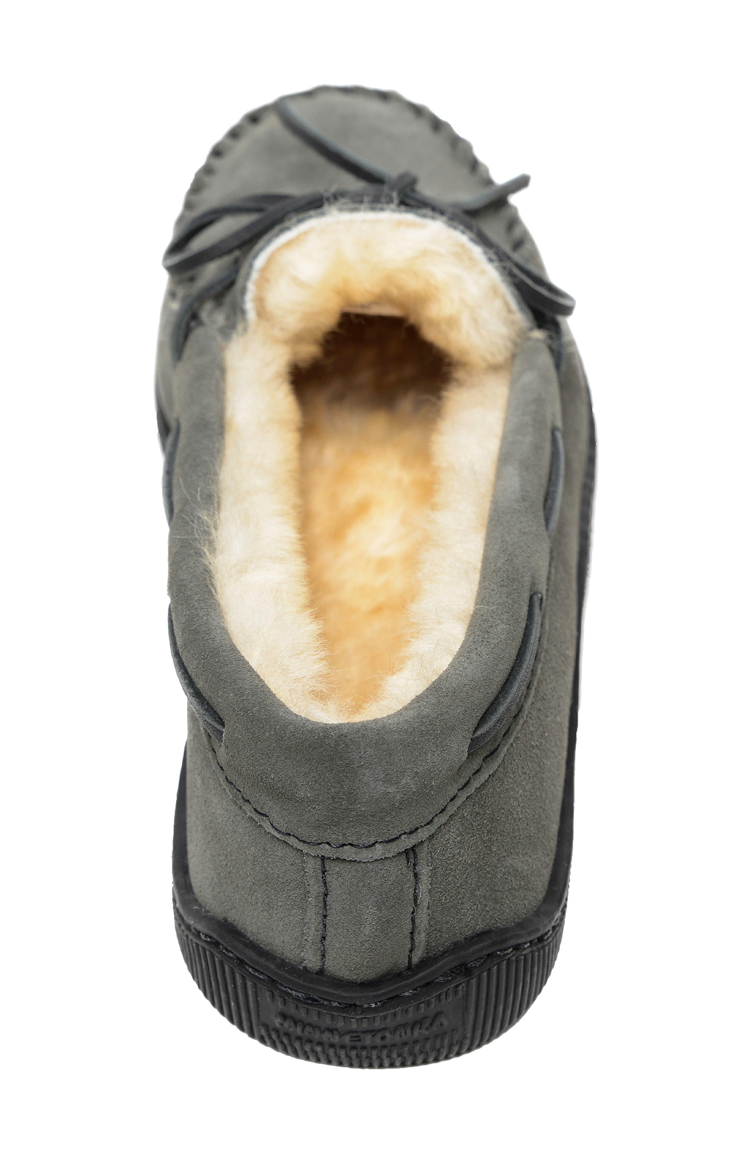Minnetonka Genuine Shearling Lined Slipper, Alternate, color, Grey Suede