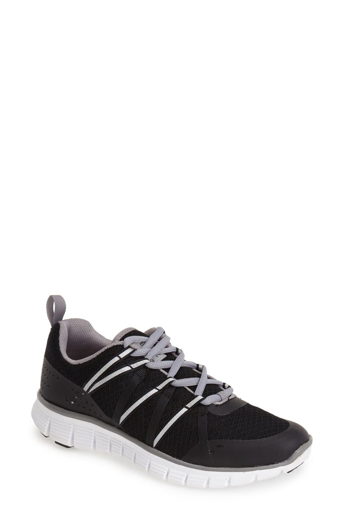 'Dash' Running Shoe, Main, color, BLACK/SILVER SLATE