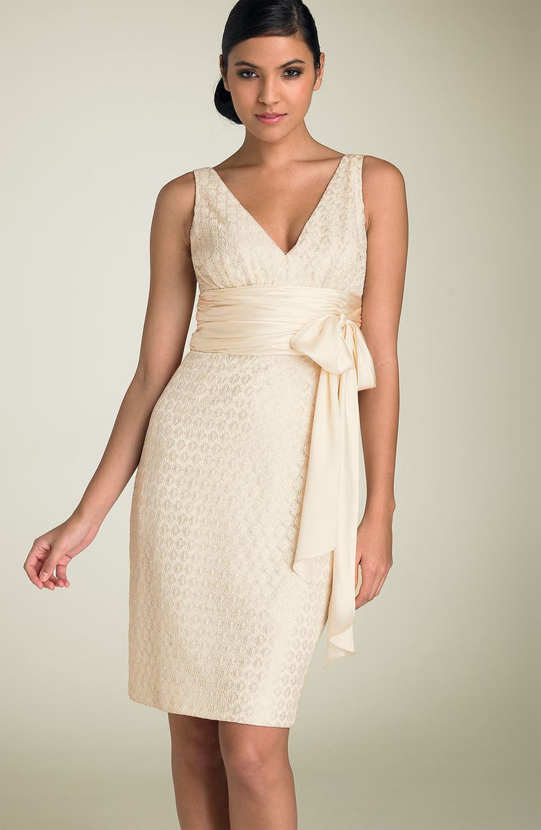 Maggy London V-NK METALLIC LACE SHEATH W/ BOW TIE WAIST DRESS, Main, color, 