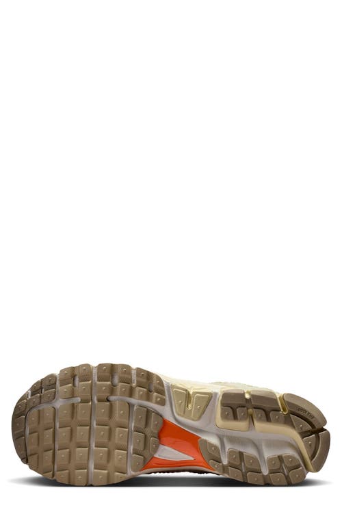 Nike Zoom Vomero 5 Sneaker In Brown