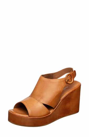 ANTELOPE Ramira Platform Wedge Sandal