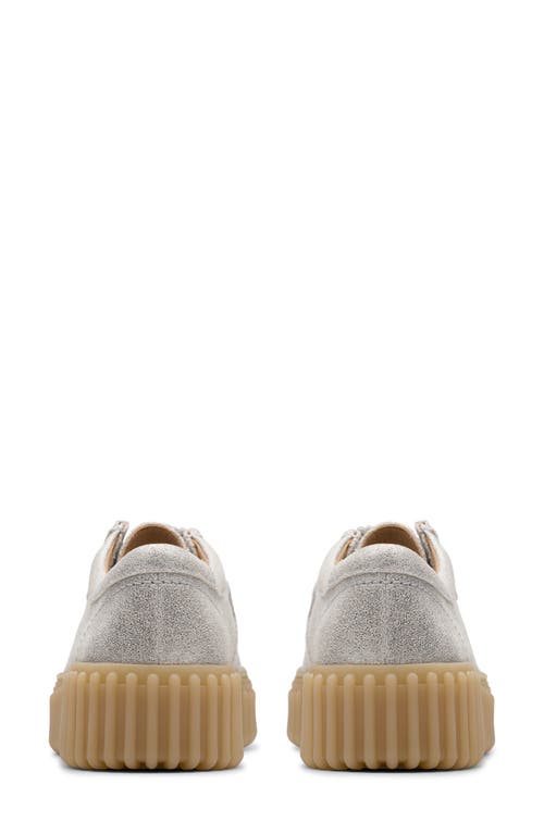Clarksr Clarks(r) Torhill Bee Chukka Sneaker In Silver