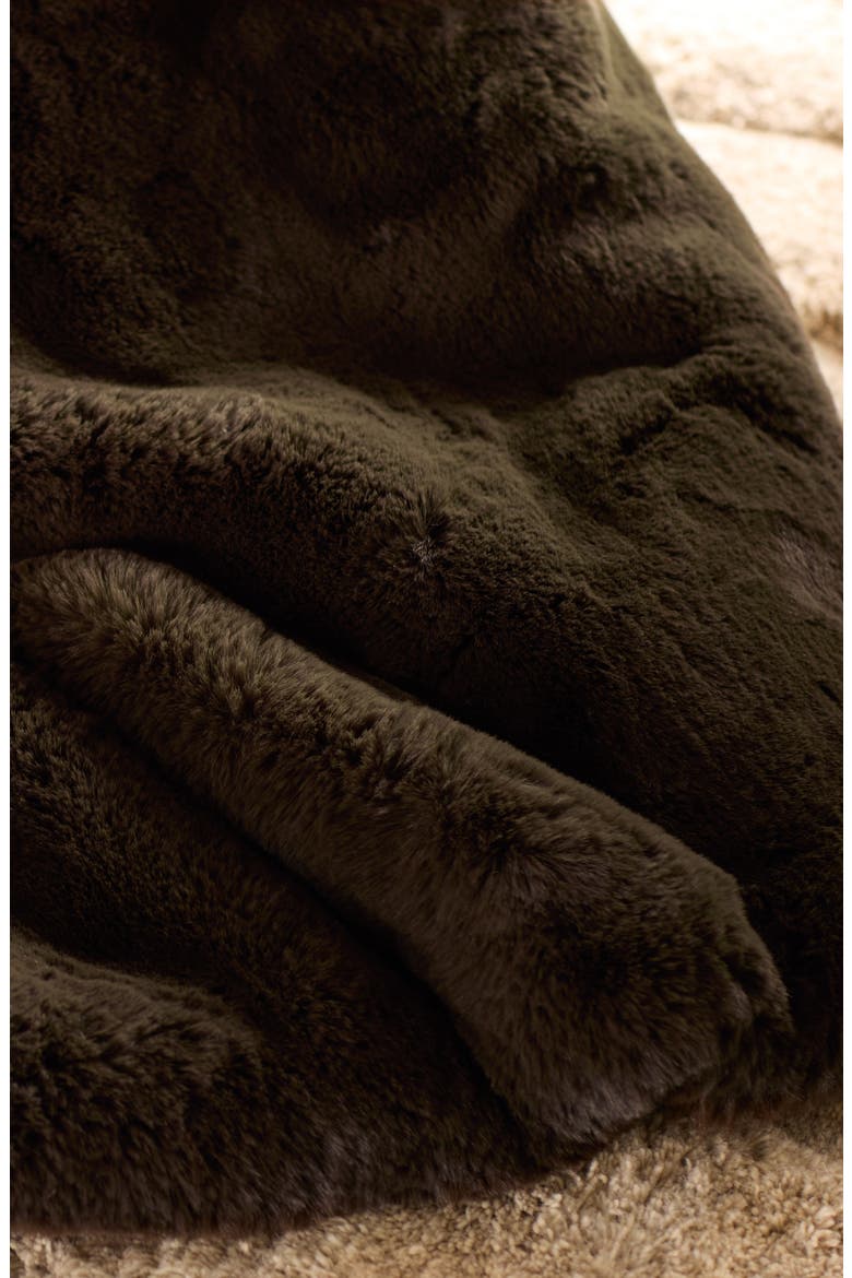 Super Plush Cuddle Blanket, Alternate, color, ESPRESSO