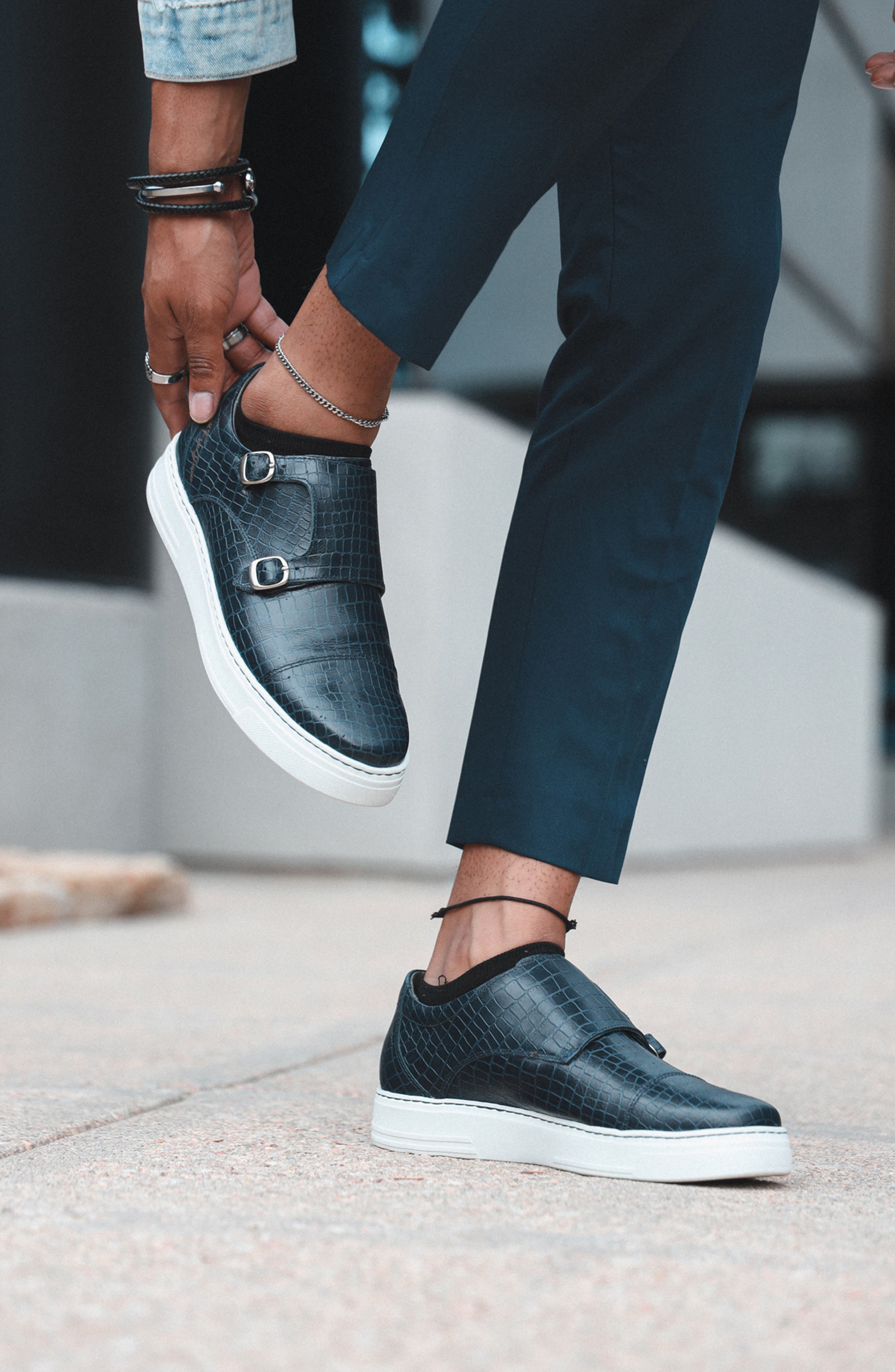 Gernie Monk Low Top Sneaker, Alternate, color, 