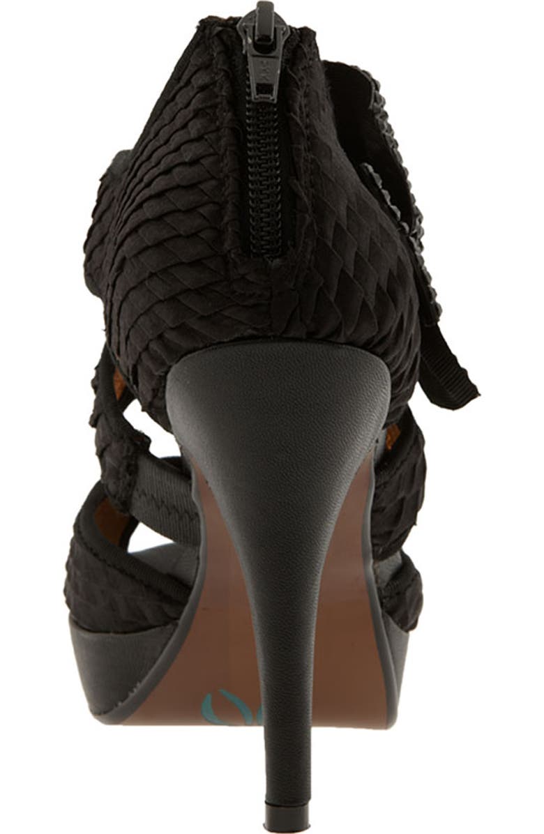 Poetic Licence , Alternate, color,