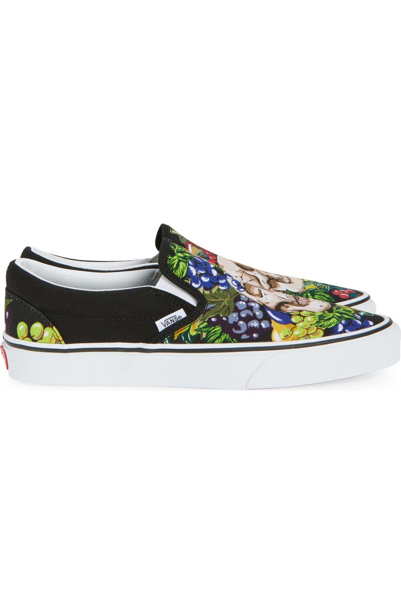 Vans Classic Slip-On Sneaker, Alternate, color, Black/White