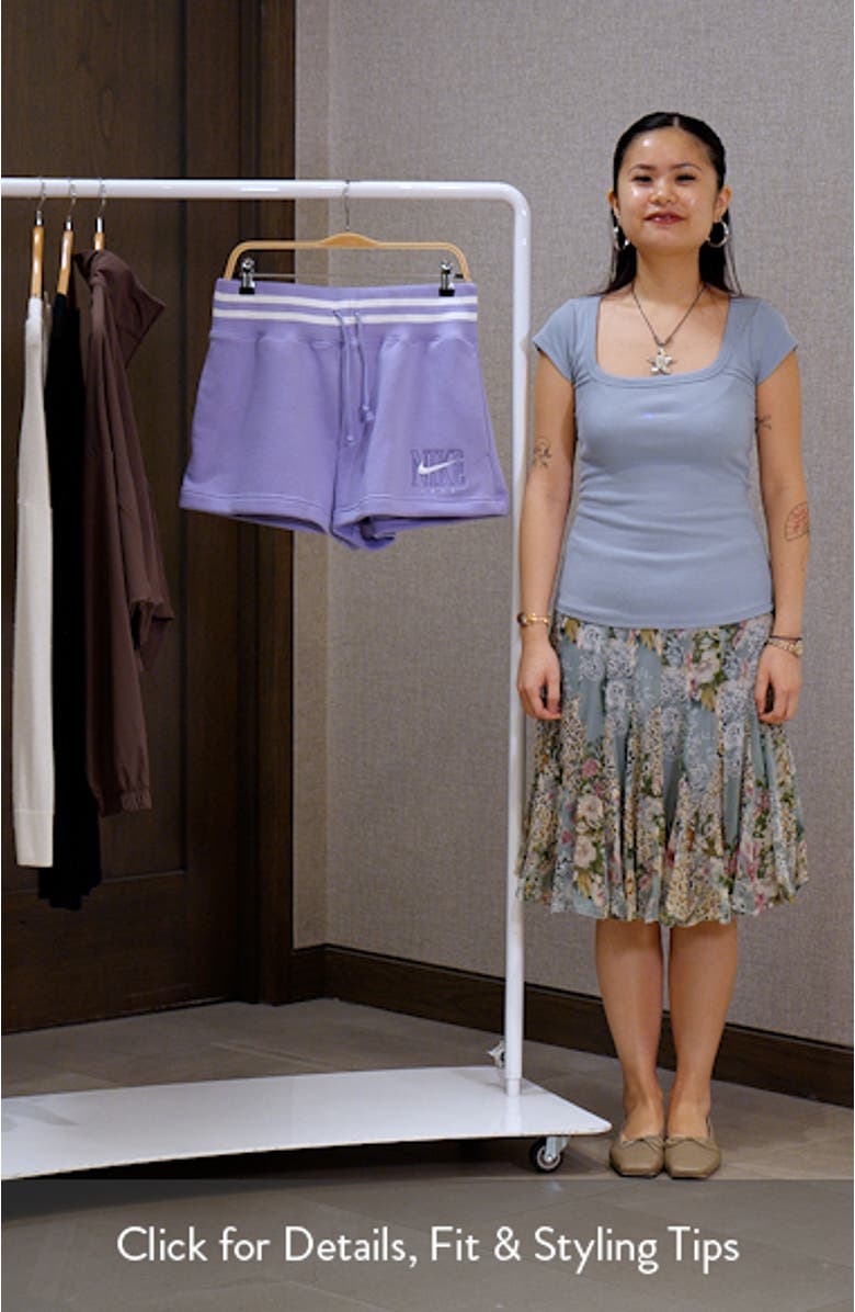 Sportswear Phoenix Fleece Shorts, sales video thumbnail