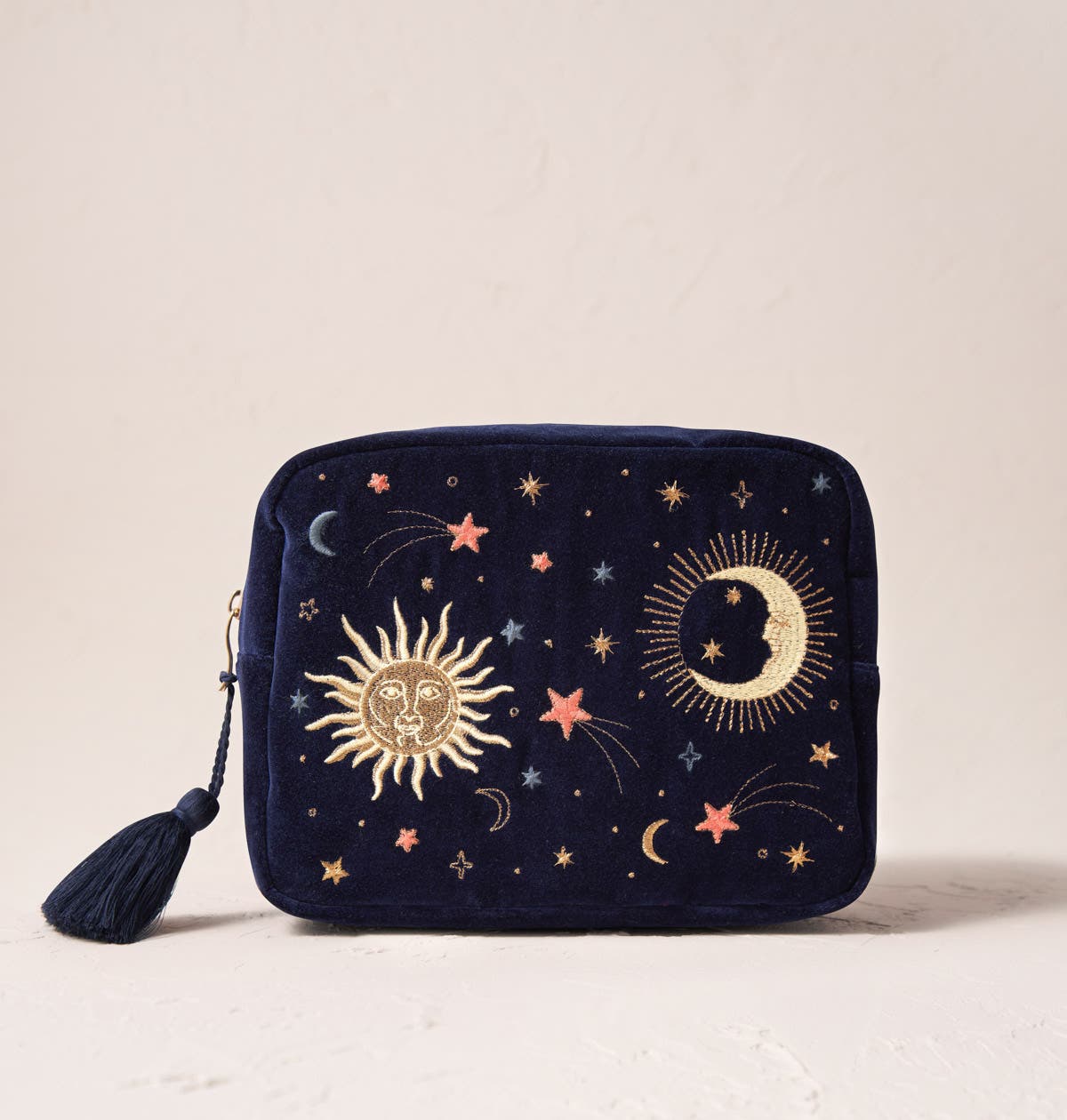 Elizabeth Scarlett Celestial Velvet Wash Bag In Multi