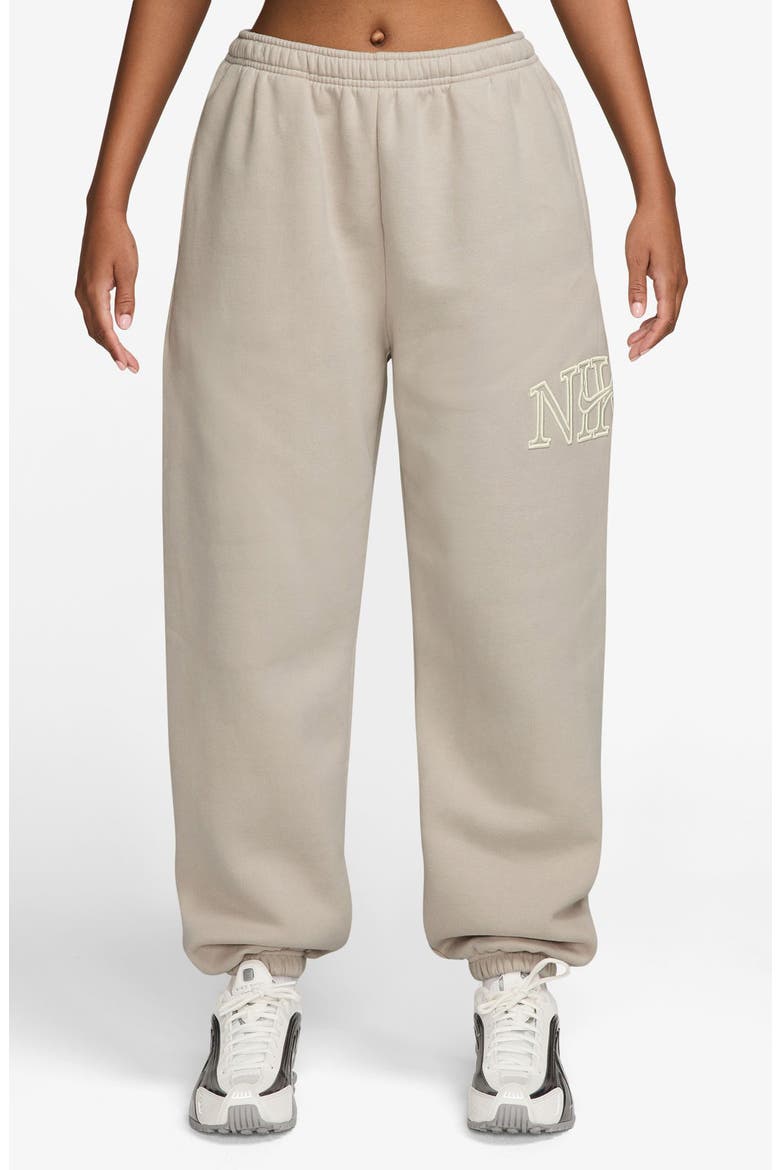 Sportswear Studio Oversized Fleece Sweatpants, Main, color, 236 CRM II/ SAIL