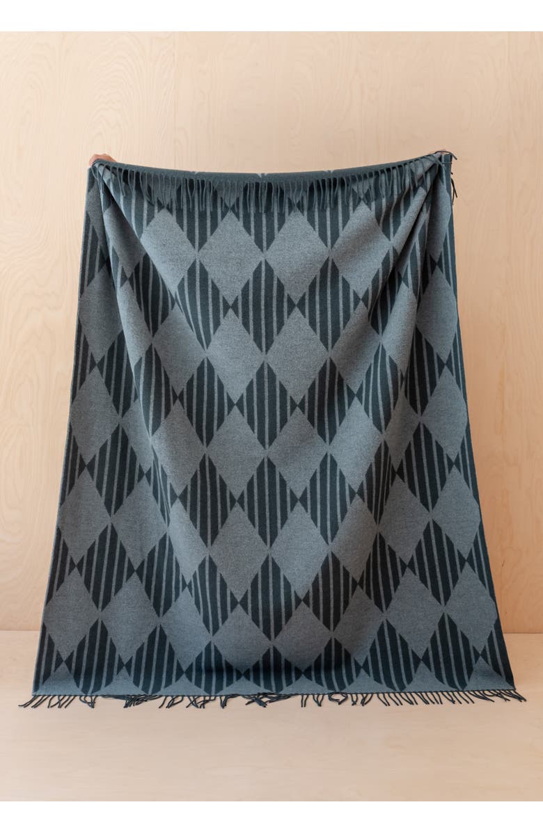 TBCo Lambswool Jaquard Throw Blanket, Alternate, color, Green Stripe Harlequin