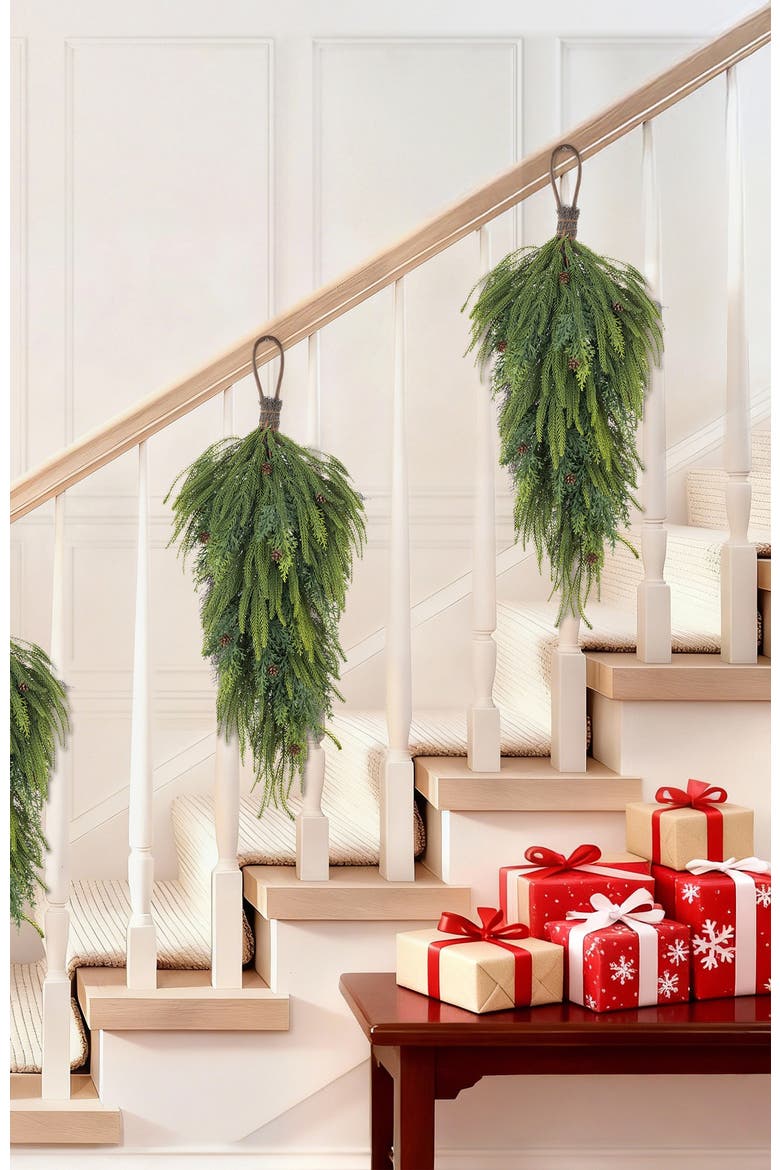 31.5"H Christmas Dripping Teardrop Wreath with Pinecones, Alternate, color, Greenery Green