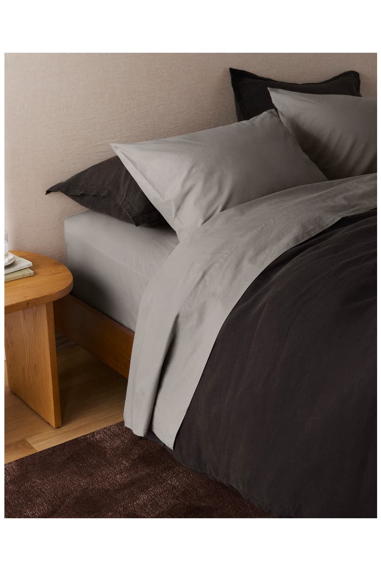 Percale Egyptian Cotton Fitted Sheet, Alternate, color, PEBBLE