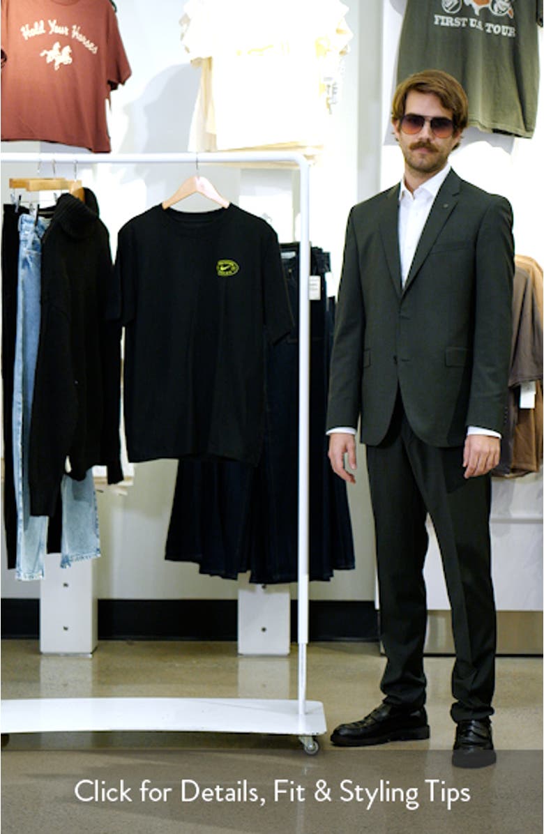 Sportswear The Future is in the Air Graphic T-Shirt, sales video thumbnail