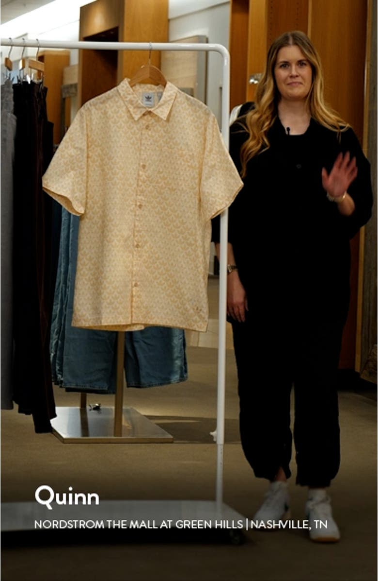 Trefoil Print Short Sleeve Button-Up Shirt, sales video thumbnail