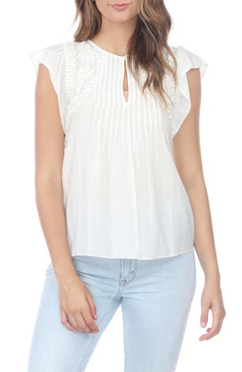 RAIN AND ROSE RAIN AND ROSE EMBROIDERED FLUTTER SLEEVE TOP 