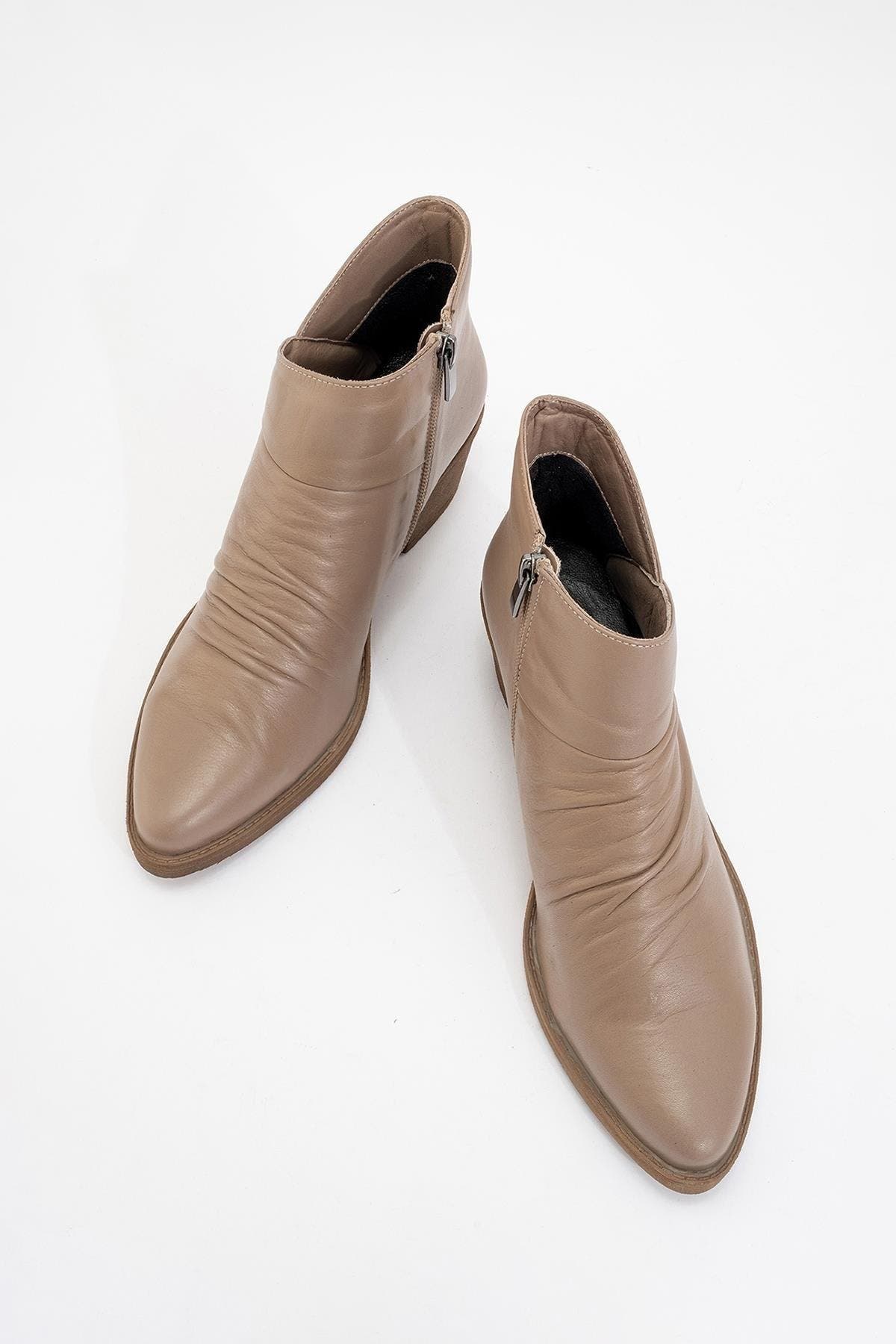 Rule Leather Chunky Boot, Alternate, color, Dark Beige Leather