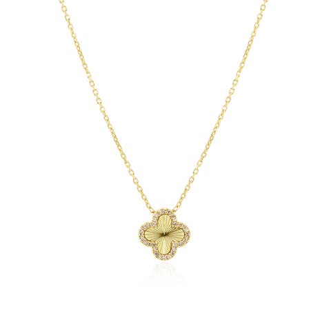 Fluted Gold Diamond Single Clover Necklace