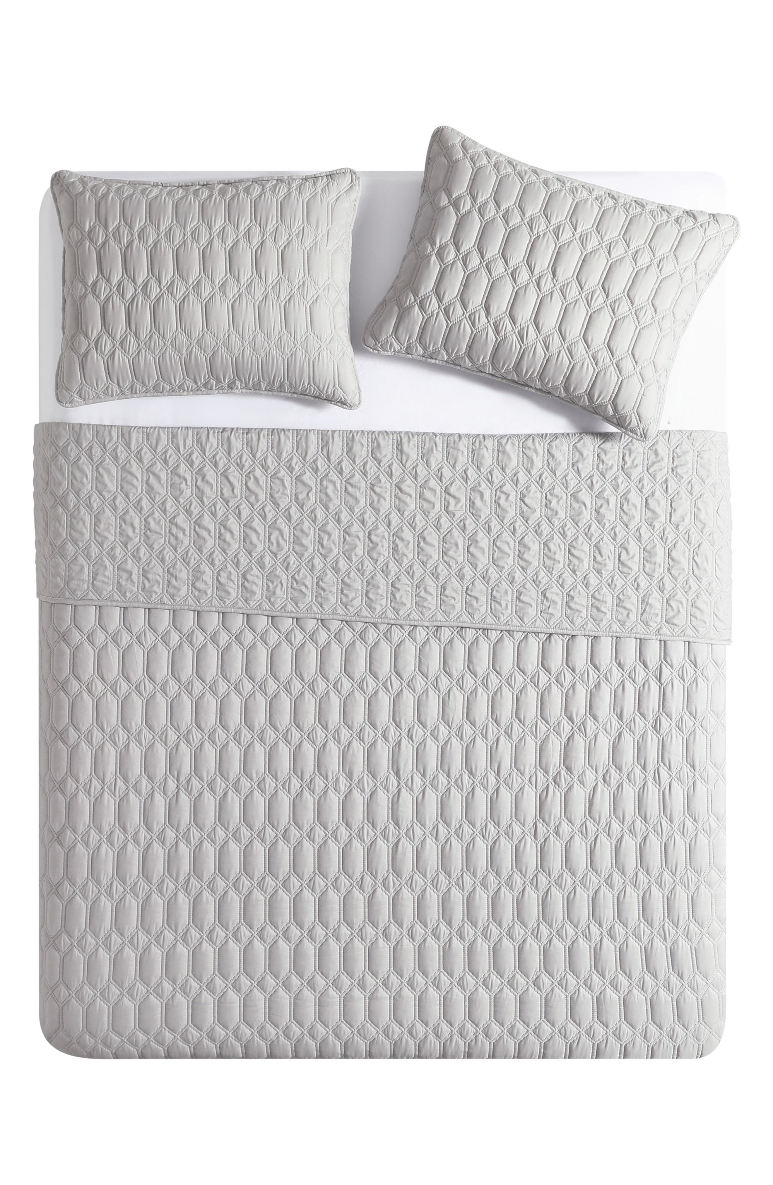 VCNY HOME Diamond 3-Piece Quilt Set