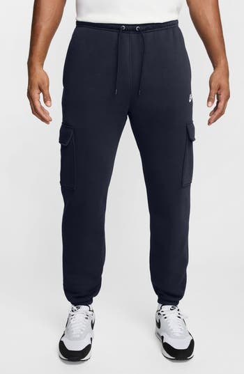 Nike Club Fleece Cargo Sweatpants In Black