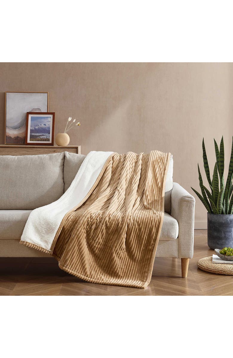 Eddie Bauer Mountain Valley Ribbed Plush Heated Blanket, Alternate, color, Medium / Dark Brown