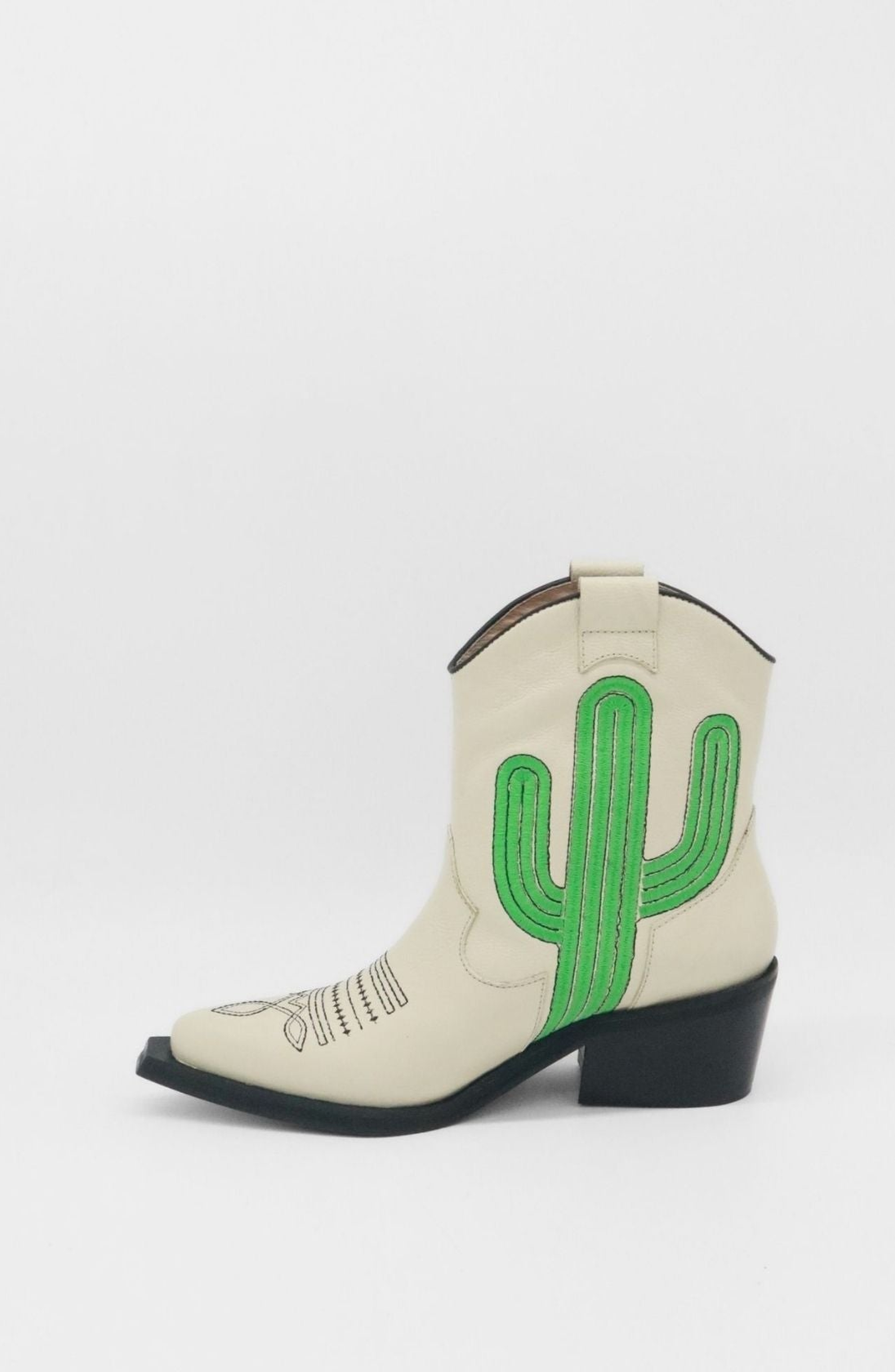 Oasi Western Cowboy Boots, Alternate, color, Off White