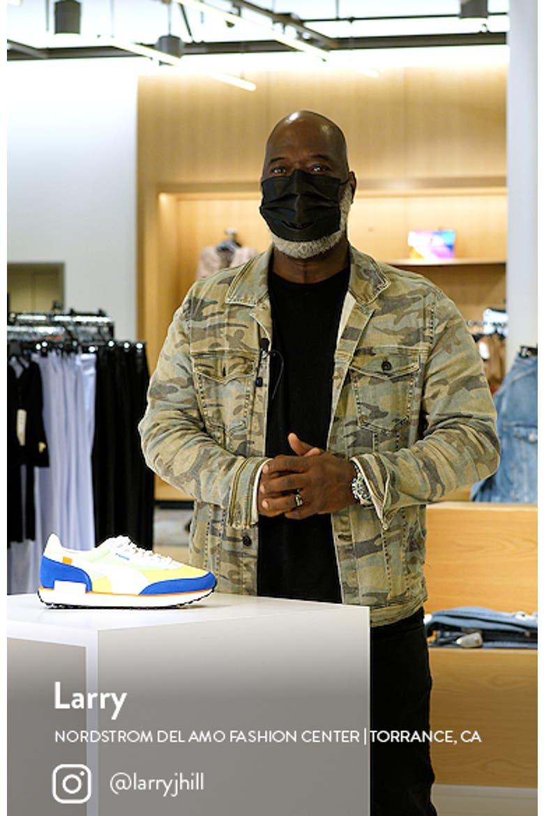 Future Rider Play On Sneaker video