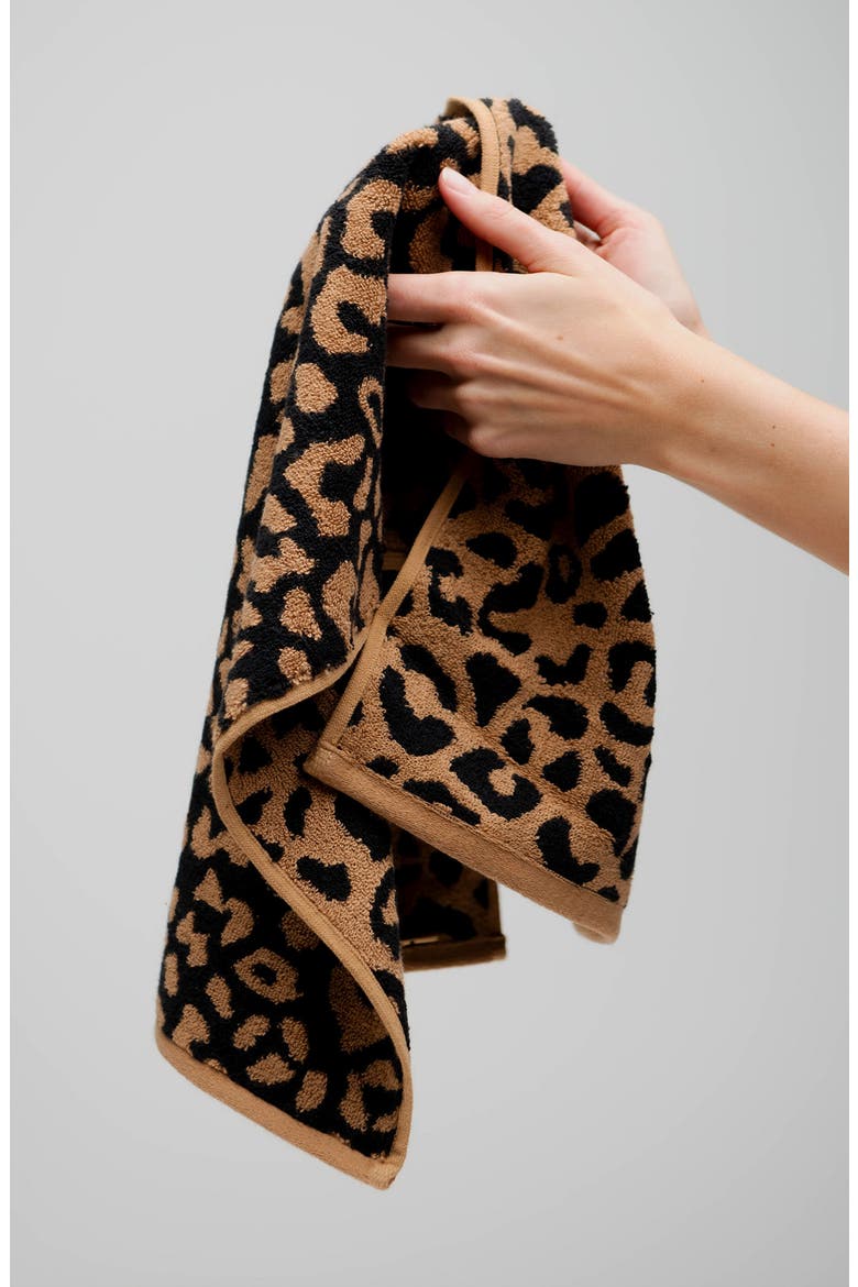 Wild Set of 2 Leopard Hand Towels, Alternate, color, BROWN MULTI